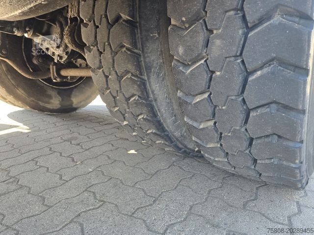 Самосвал MAN TGS 35.420 8x4BB Muldenkipper Schmitz Stahl