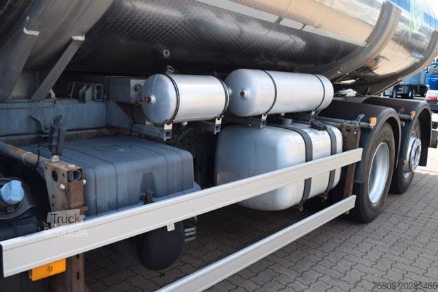 Βυτιοφόρο φορτηγό MERCEDES-BENZ Antos 2545 Magyar 16.500L Milchtank Reinigung