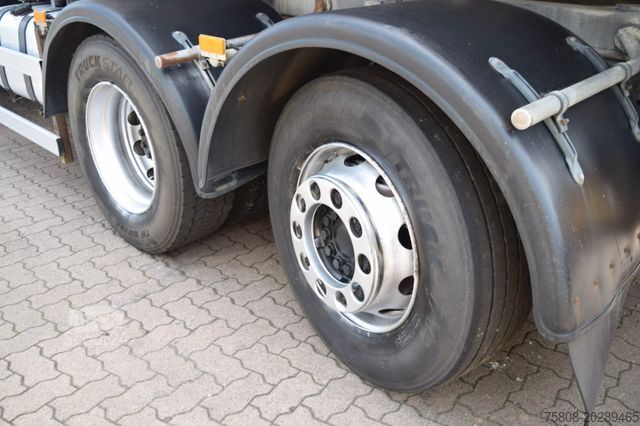 Cisterni tovornjak MERCEDES-BENZ Antos 2545 Magyar 16.500L Milchtank Reinigung