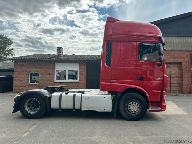 Standartinis vilkikas DAF XF 460 FT SSC 2 Tanks Retarder Standklima ACC LD