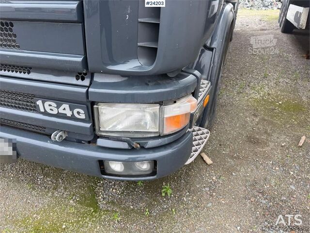 Haakarmsysteem Scania R164G 580 V8 6x2 hook truck w/ box.