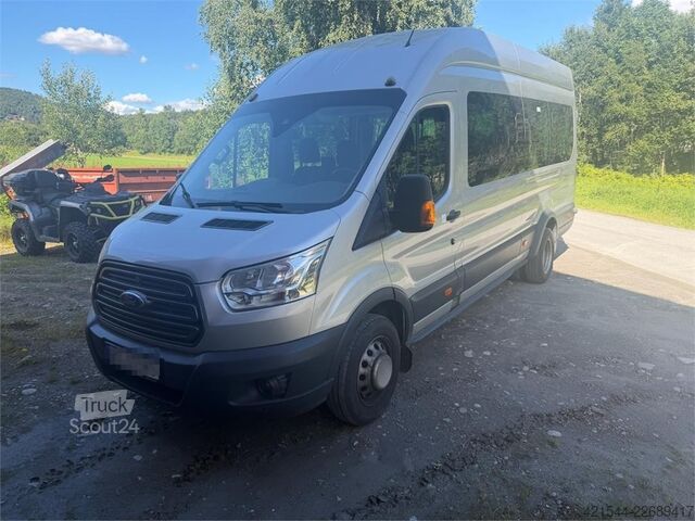  Ford Transit with 17 seats