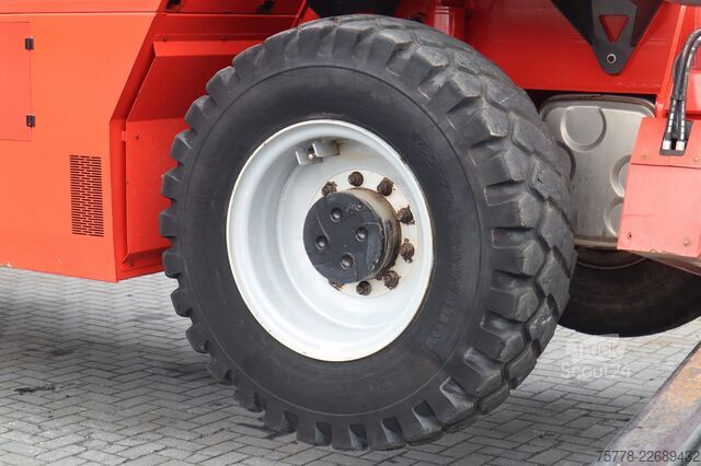  Manitou MRT3255 + | HYDR. FORKS | REMOTE CONTROL