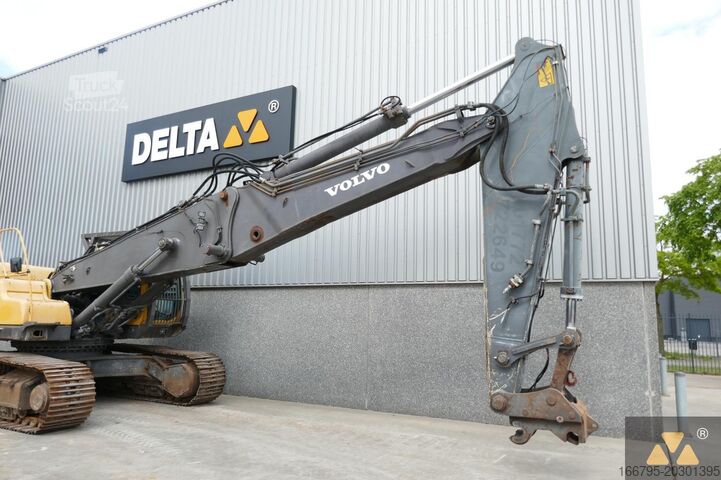 Graafmachine Volvo EC460LC HR
