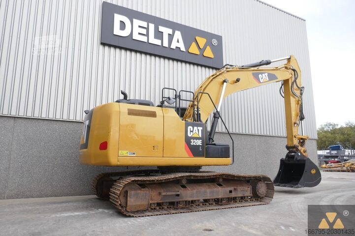 Lánctalpas kotrógép Caterpillar 320EL