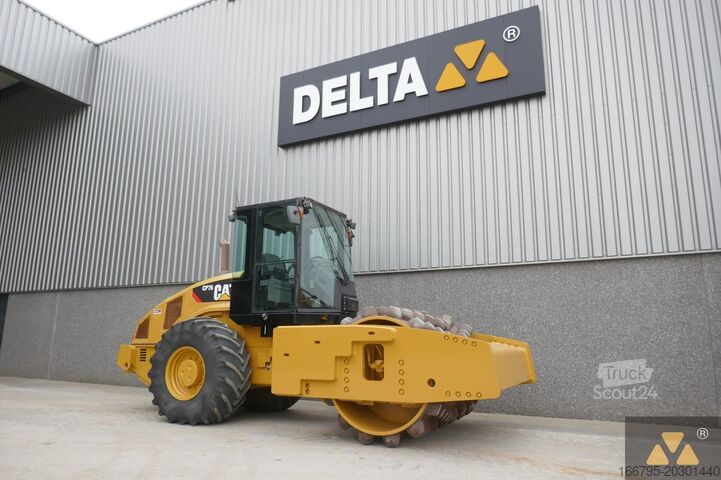 Role cu un singur tambur Caterpillar CP76