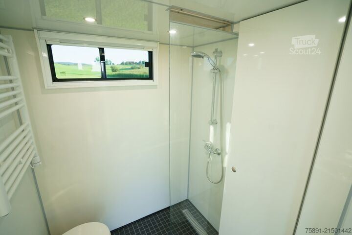 Veewagen MAN Pferdetransporter TGM 15.250 Automatik 4-5 Pferde