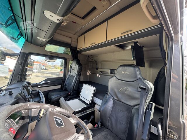 TGX 18.500 XXL EvoLion Edition MAN TGX 18.500 XXL EvoLion, Retarder, 2xTank