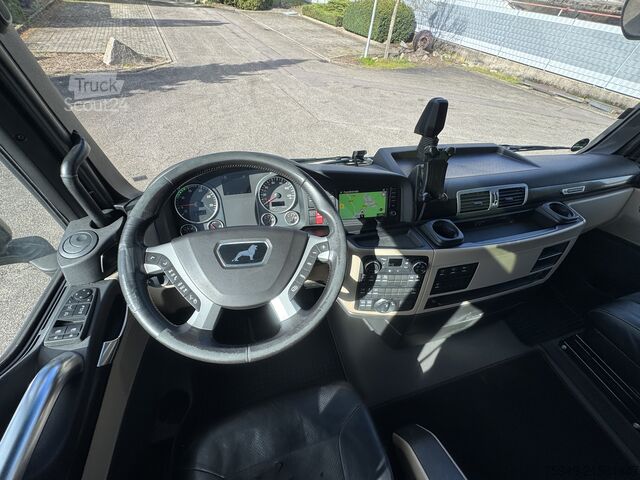 TGX 18.500 XXL EvoLion Edition MAN TGX 18.500 XXL EvoLion, Retarder, 2xTank