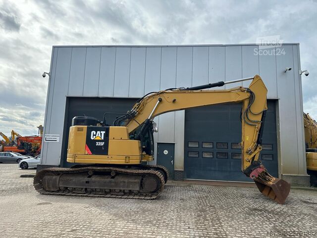 Escavadora de rastos Caterpillar 335 F LCR