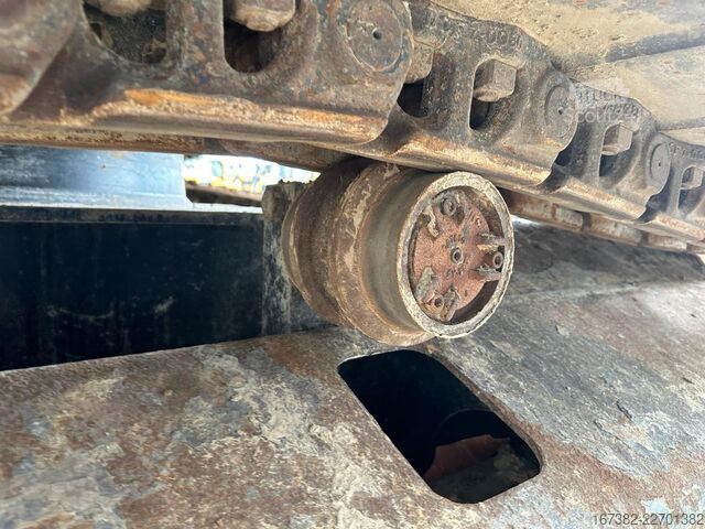 Escavadora de rastos Caterpillar 335 F LCR