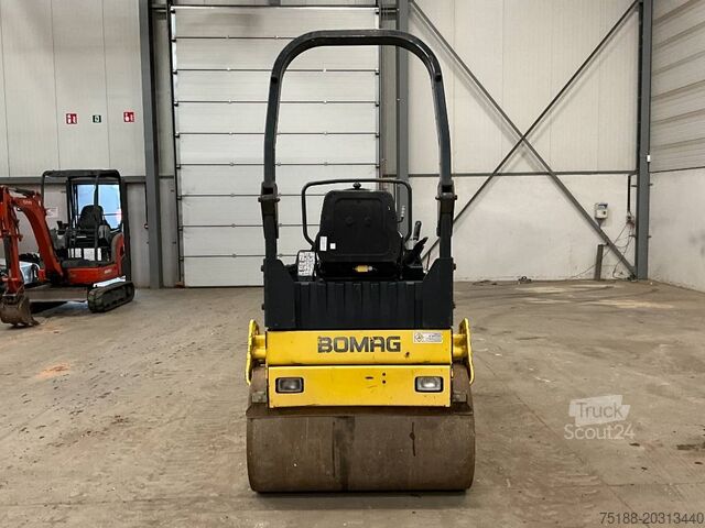 Tandem valjak Bomag BW 120 AD-4