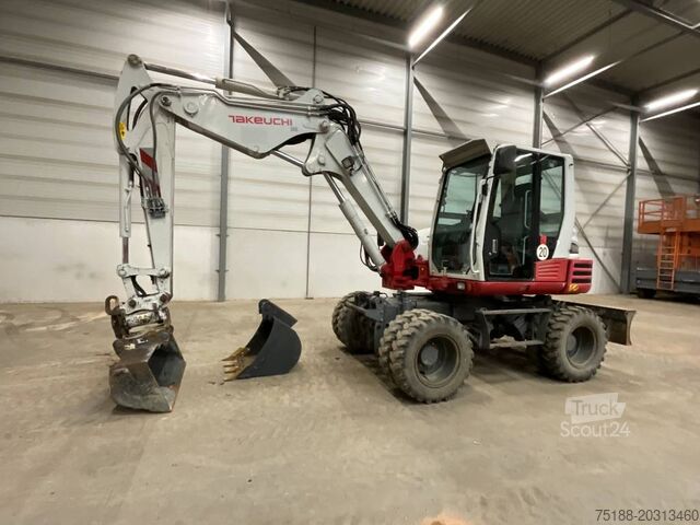 Pyörökaivukone Takeuchi TB 295 W powertilt