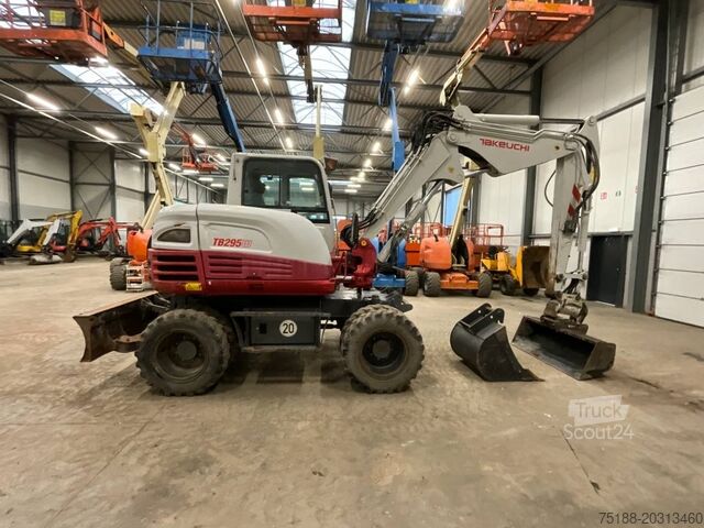 Gravemaskine på hjul Takeuchi TB 295 W powertilt