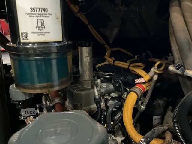 Muldenfahrzeug Neuson DW 90