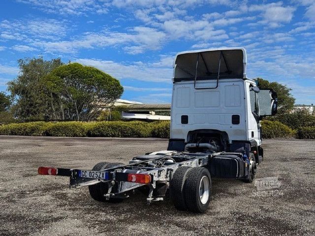 Podwozie ciężarówki IVECO ML75E21
