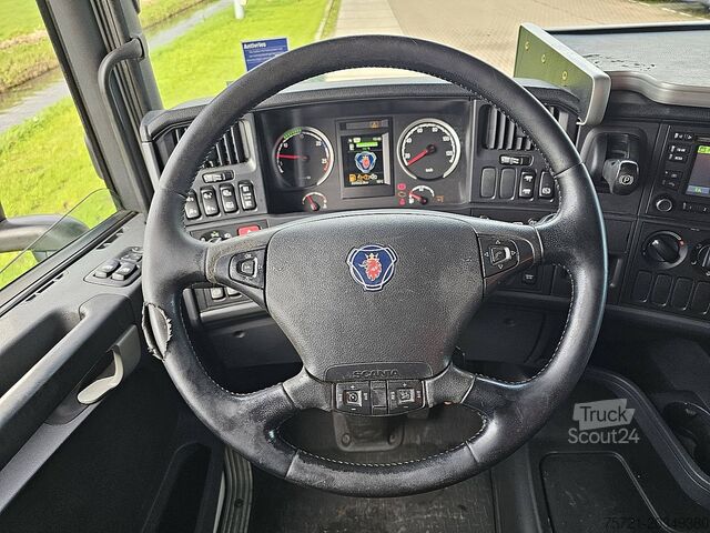Rimorchio della piattaforma SCANIA R490