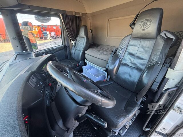 Стандартний трактор Scania R 580 8x4 GCW 120 ton / HYDRAULICS / RETARDER