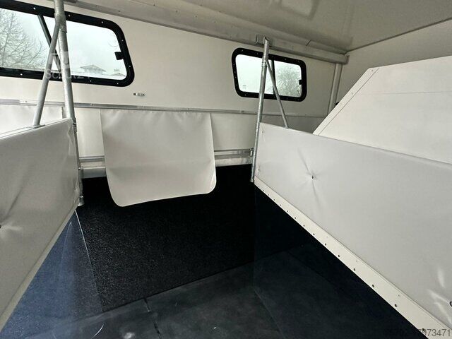 Rimorchio per bestiame Steinsberger 3-Pferdeanhänger XXL Pferdeabteil