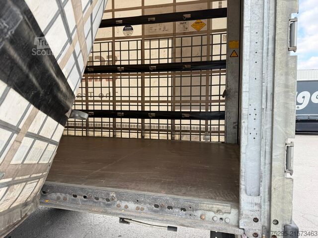 Pojazd użytkowy Schmitz Cargobull 3Achs Standard PowerCurtain Lift Pal-Kasten TÜV