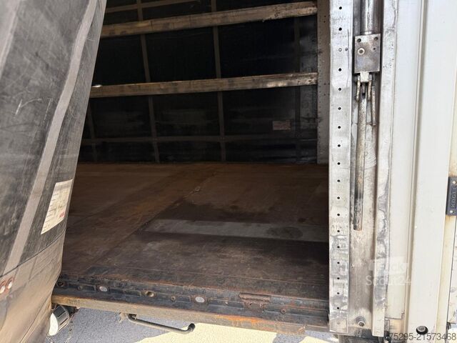 Pojazd użytkowy Kögel 3Achs MEGA Liftachse Palkasten TÜV09 26 Hubdach