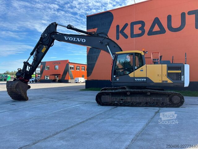 Gravemaskine på larvefødder Volvo EC 220 EL TILTROTATOR / CENTRAL LUBRICATION / AC