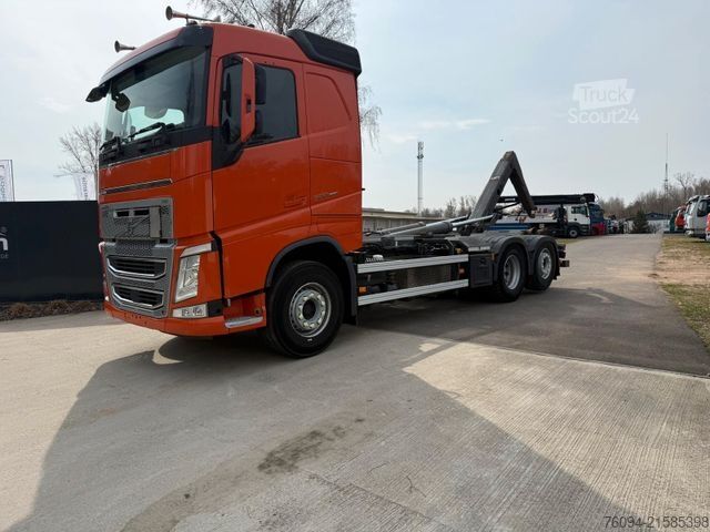 Hákový nosič kontejnerů VOLVO FH 500 6x2 Abrollkipper RS 4,50m AHK