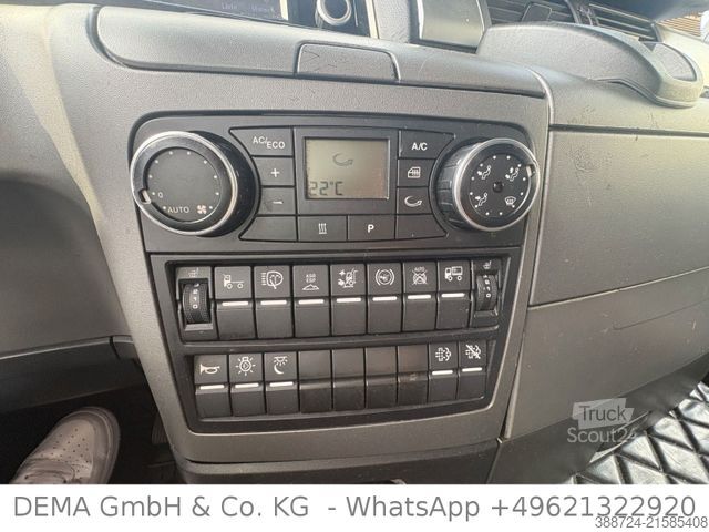 Curtain sider van MAN TGL8.220*E6a*AHK*Edscha*Klima*TÜV*Navi*2 Liege*