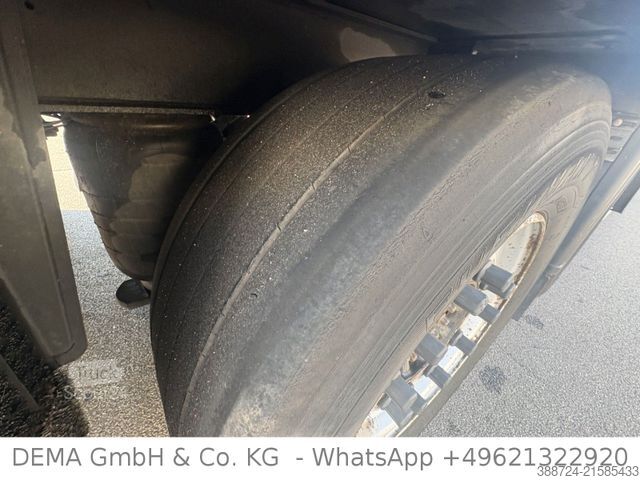 Chladírenský návěs SCHMITZ CARGOBULL SCBS3B*Rohrbahnen*Meet*Fleisch*