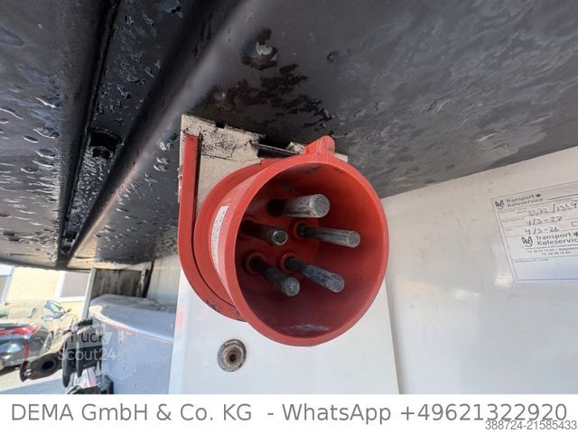 Chladírenský návěs SCHMITZ CARGOBULL SCBS3B*Rohrbahnen*Meet*Fleisch*