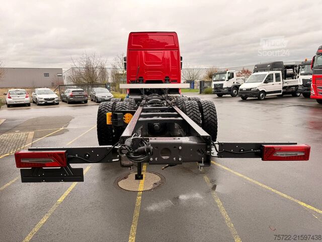Telaio con cabina Scania R590 6x4 Kurzholz Kran und Schemel nach Wahl