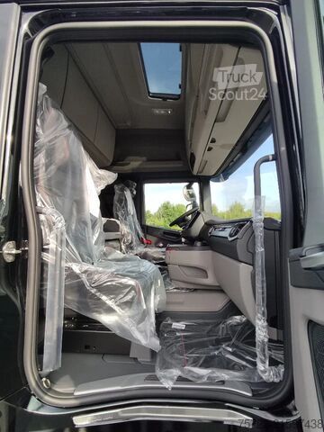 Chassis med førerhus Scania R590 6x4 Kurzholz Kran und Schemel nach Wahl