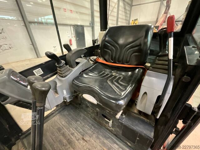 Miniexcavadora Kubota KX 016-4