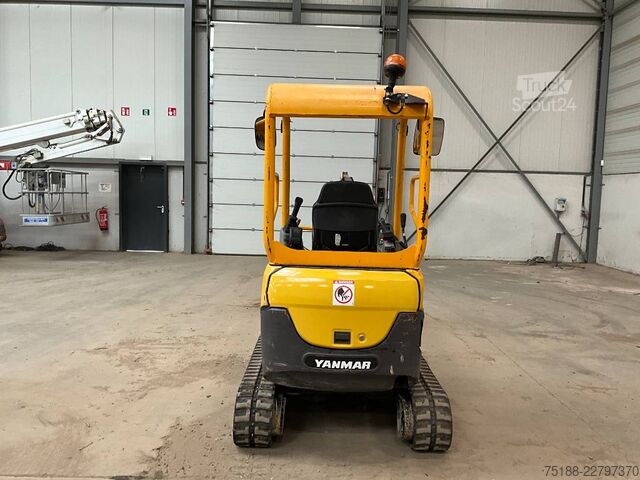 Minikotró Yanmar SV 18