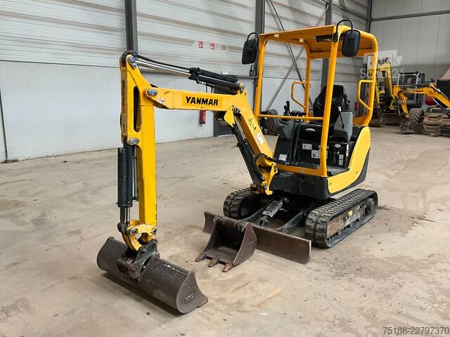 Minikotró Yanmar SV 18
