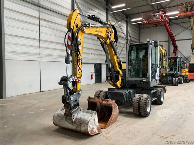 Mobiele graafmachine Neuson EW 65