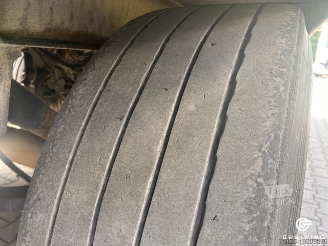 Hűtő félpótkocsi SCHMITZ CARGOBULL SKO 24/L - 13.4 FP 45 Cool, Multitemp