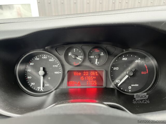 Laadplatform Iveco Daily 35C14 2.3 375 Laadklep 500kg Trekhaak 350...