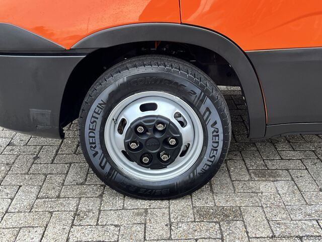 Iekraušanas platforma Iveco Daily 35C14 2.3 375 Laadklep 500kg Trekhaak 350...