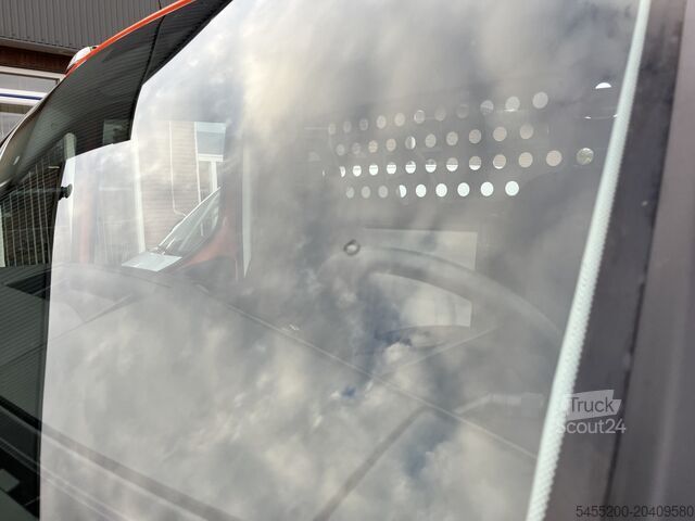 Iekraušanas platforma Iveco Daily 35C14 2.3 375 Laadklep 500kg Trekhaak 350...
