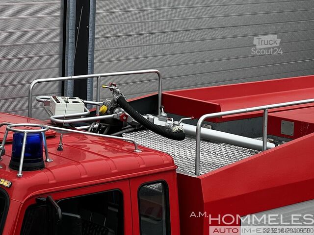 Brandweerwagen Mercedes-Benz 1831 AK  4x4