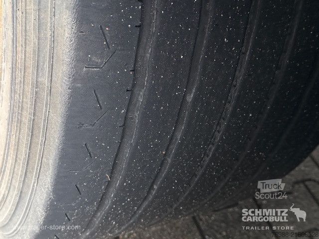 Відкритий напівпричіп з тентом Schmitz Cargobull Curtainsider Mega