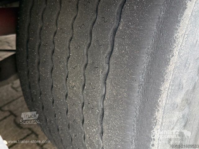 Відкритий напівпричіп з тентом Schmitz Cargobull Curtainsider Mega Getränke