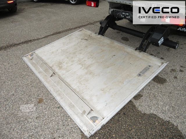 Box van IVECO Daily 35C16 Koffer/LBW Klima, Zwillingsreifen