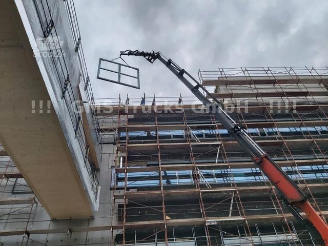 Бортовой грузовик с тентом MAN TGS / NUR149km / 31m Palfinger Kran PK 34002+Jib