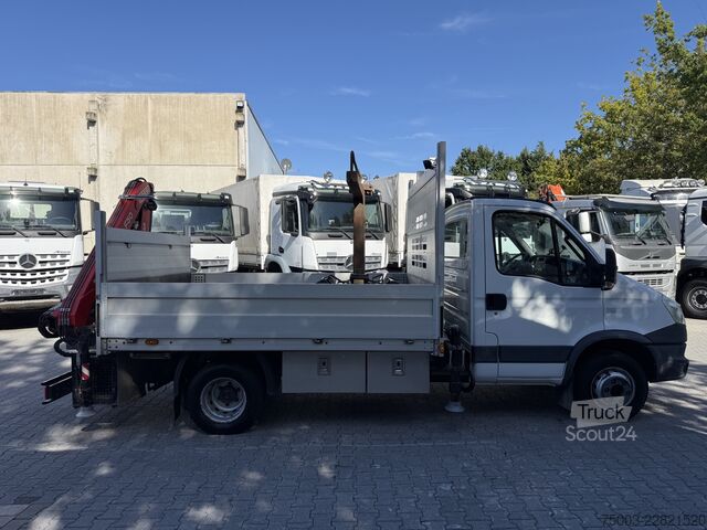 Tovornjak s montažno dvigalko Iveco Daily 65C15 Kran Fassi F50