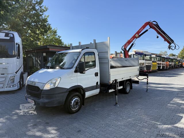 Fourgon pick-up Iveco Daily 65C15 Kran Fassi F50