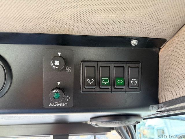 Одно-барабанний каток AMMANN ASC 110 D, Walzenzug, Cummins, guter Zustand