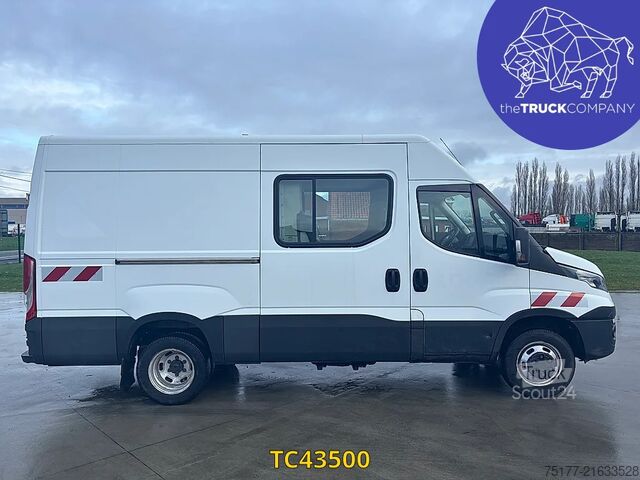 панелен ван Iveco Daily 35C15V12 Double cab 7 places