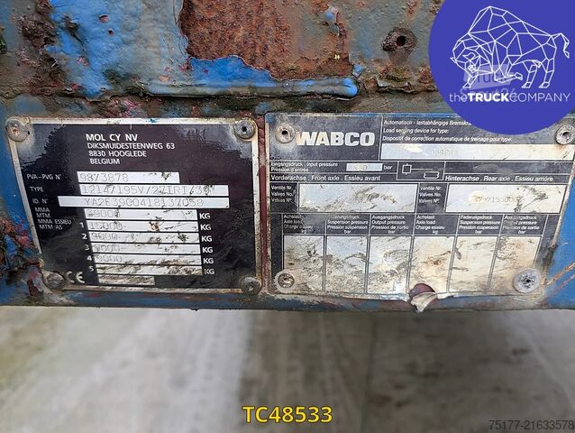 Semi-remorque surbaissée MOL 